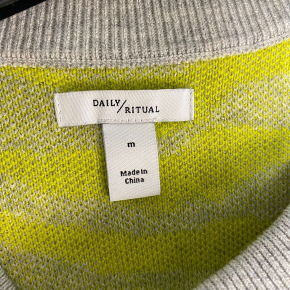 Daily Ritual Womens Zebra Striped Sweater Size M Crew Neck Long Sleeve - Picture 4 of 11